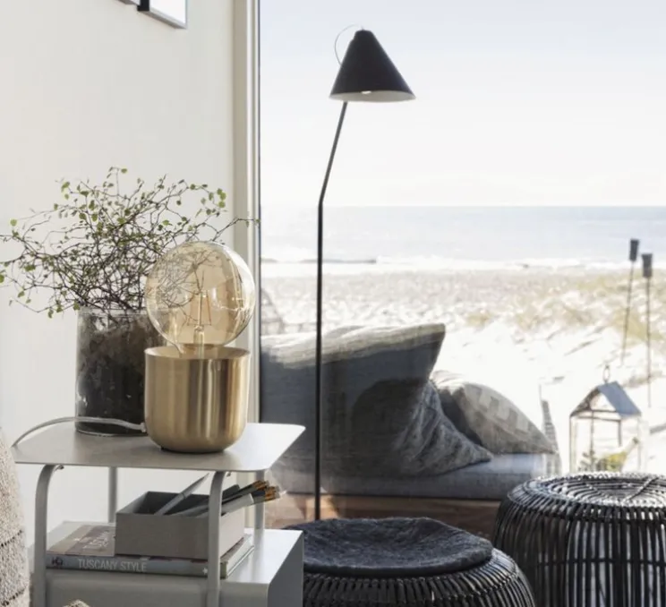 Lampadaire, Club, noir, L18cm, H130cm - House Doctor