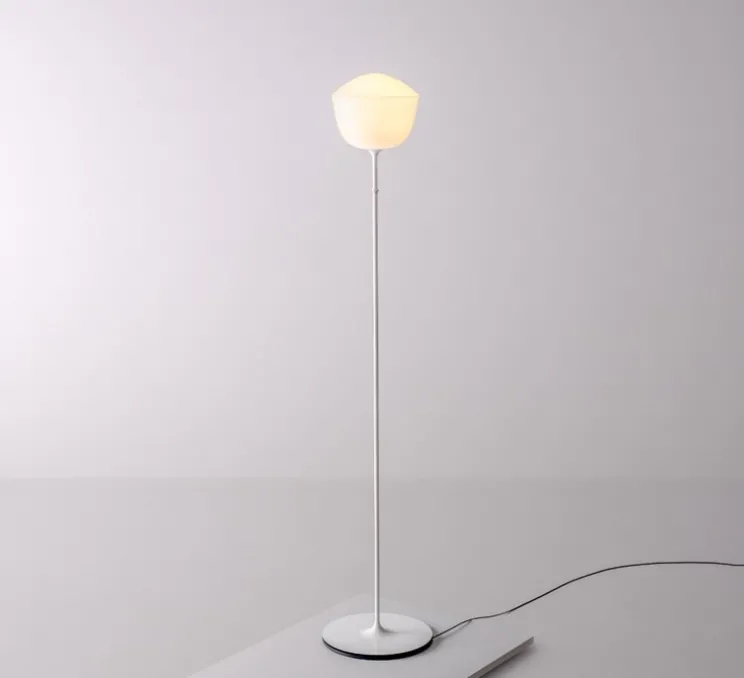 Lampadaire, Contour 225, blanc perle, LED, dim, 1800-3000K, Ø30cm, H151cm - A-N-D