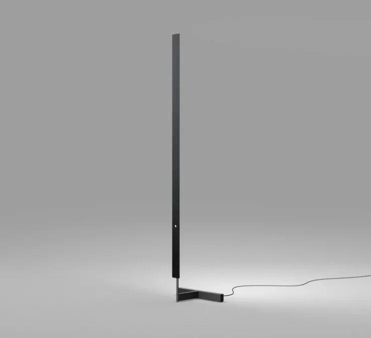 Lampadaire, F-Model, acier bleui, LED, dim, 2700K, 2050 lm, L37cm, H164cm - Anour