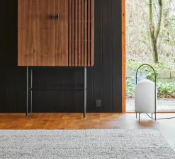 Lampadaire, Ghost, noir et abat-jour verre opalin, Ø25cm, H60cm - Woud