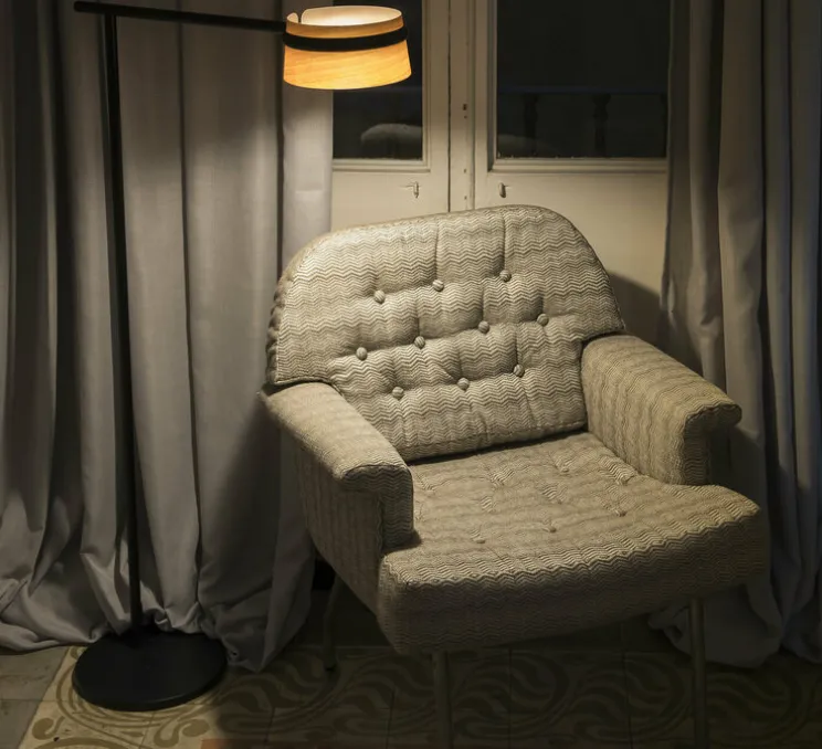 Lampadaire, LOOP, bois, noir, LED, L65cm, H125cm - Faro