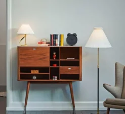 Lampadaire, Model 351, blanc, Ø55cm, H121cm - Le Klint