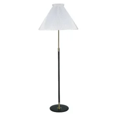 Lampadaire, Model 351, blanc, Ø55cm, H121cm - Le Klint