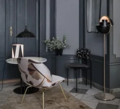 Lampadaire, Multi-Lite, noir, laiton, Ø36cm, H148cm - Gubi