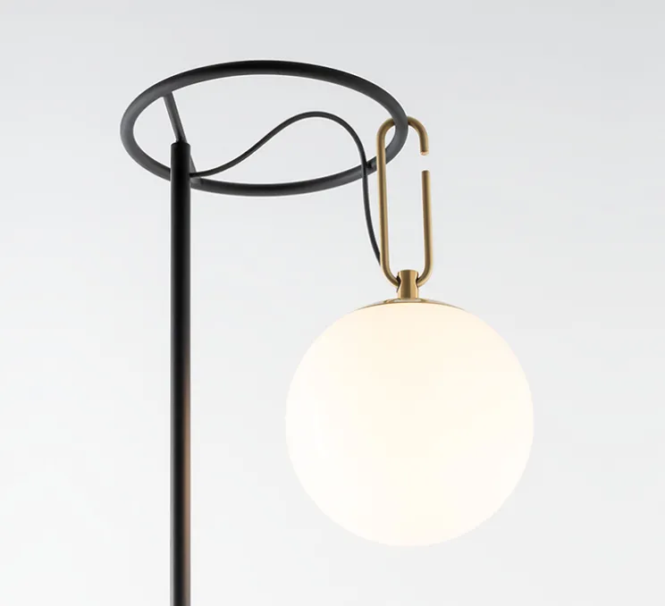 Lampadaire, NH, noir, laiton et blanc, Ø42cm, H171,8cm - Artemide