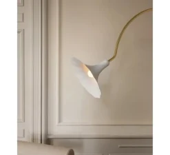 Lampadaire, Petalii, blanc, laiton poli, L105cm, H170cm - Nuura
