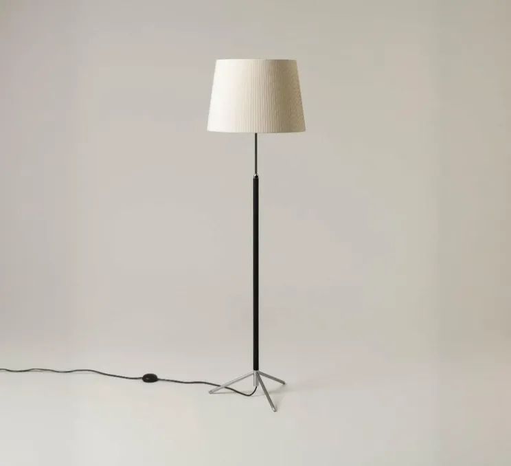 Lampadaire, Pie de Salon G1, structure chrome, ruban naturel, Ø45cm, H160cm - Santa & Cole