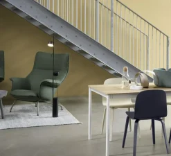 Lampadaire, Post, noir, LED, 2700K, 330lm, Ø9,5cm, H136,2cm - Muuto