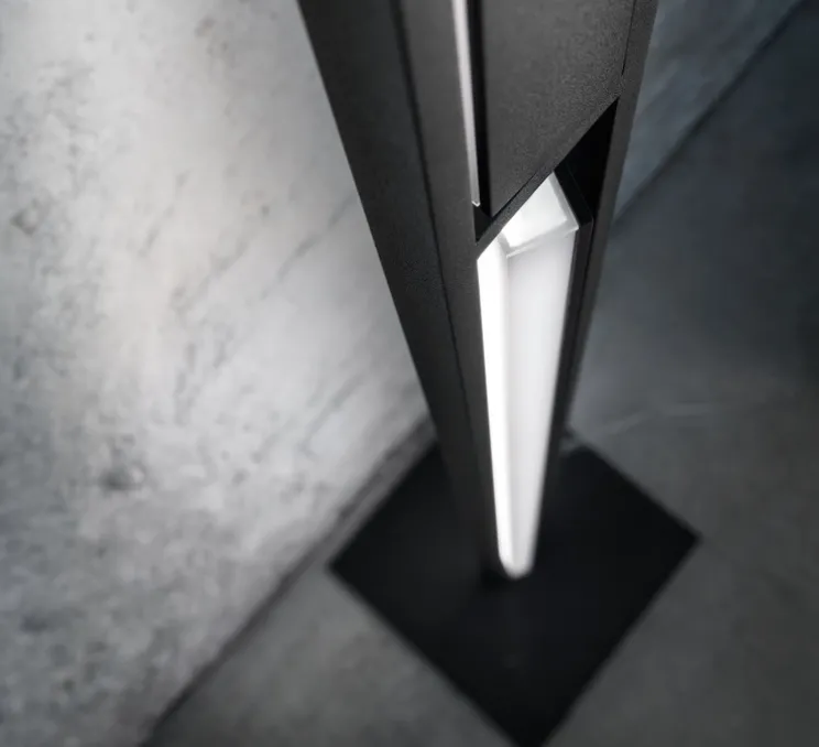Lampadaire, Tablet, noir, IP40, LED, dim, 3000K, 4640 lm, Ø25cm, H192,6cm - Stilnovo