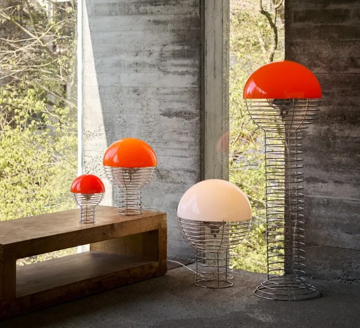 Lampe à poser / baladeuse, Wire, rouge, chrome, LED, IP44, Ø18cm, H25cm - Verpan