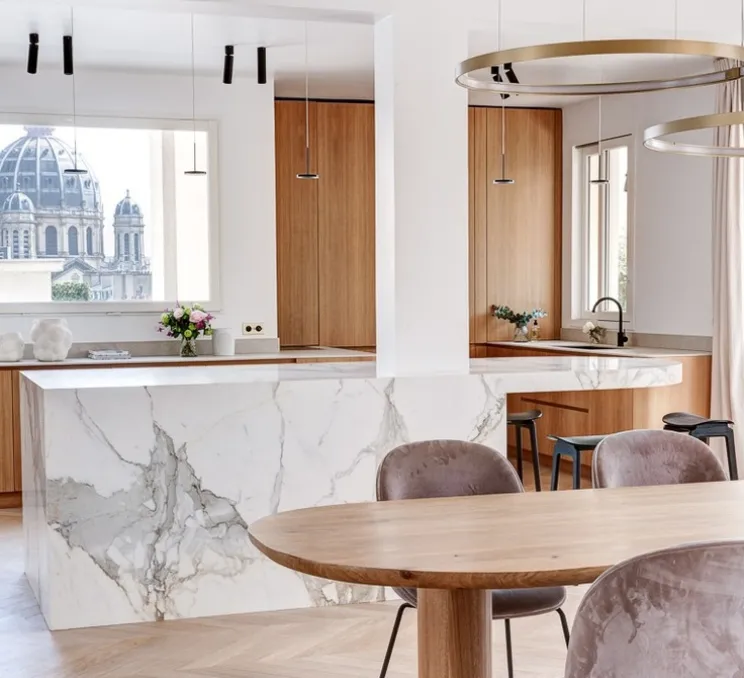 Lampe à poser, Atollo, laiton brossé, Ø25cm, H35cm - Vico Magistretti - Oluce