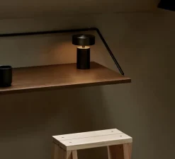 Lampe à poser, Baladeuse, Column , bronze, IP44, LED, dim, 2700K, 150 lm, Ø12cm, H17,6cm - Audo Copenhagen