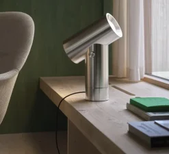 Lampe à poser, Beam, aluminium poli, LED, dim, 2700K, 90-1000 lm, L31,8cm, H45,4cm - Muuto