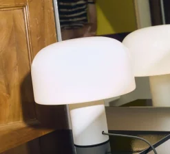 Lampe à poser, Bellhop Glass T, blanc, Ø33cm, H33,9cm - Flos