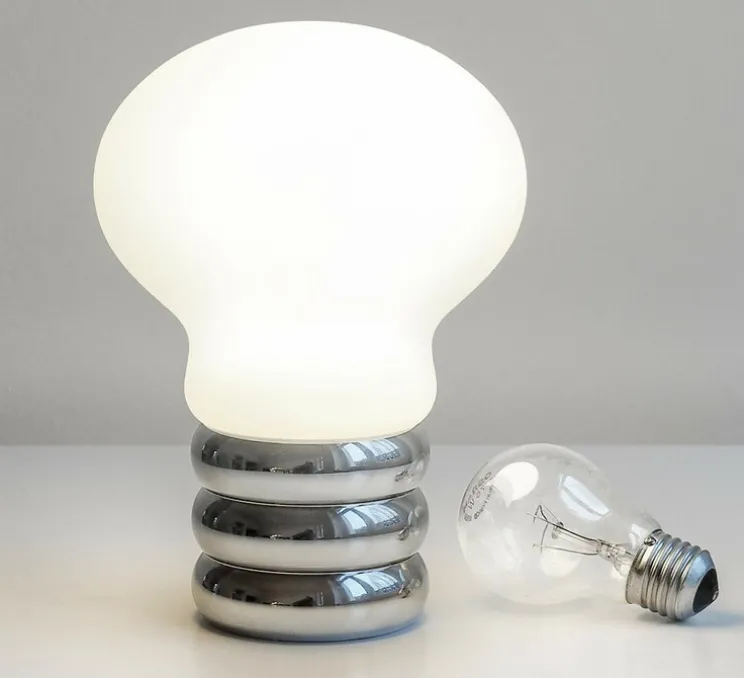 Lampe à poser, Bulb, gris, Ø20cm, H30cm - Ingo Maurer