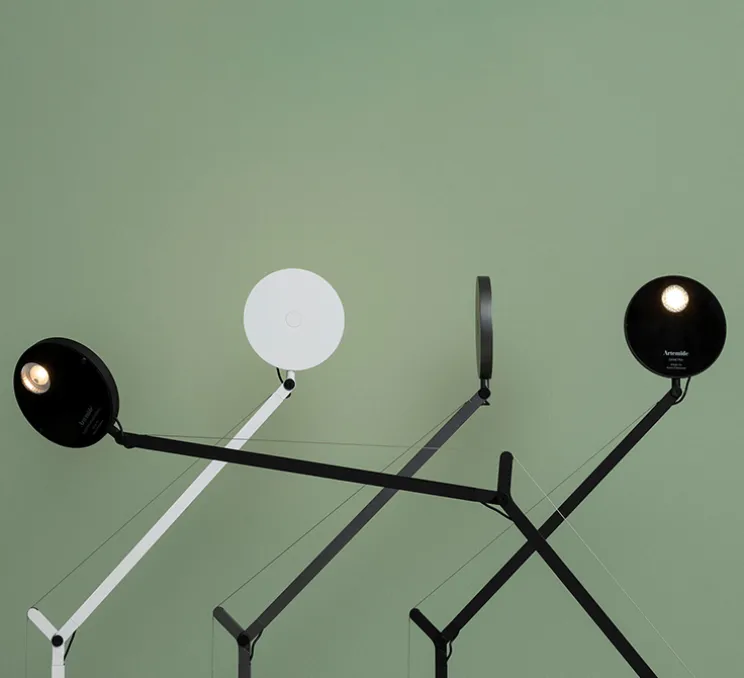 Lampe à poser, Demetra, corps noir et base noire, LED, 3000K, 385lm, L20cm, H57-84cm - Artemide