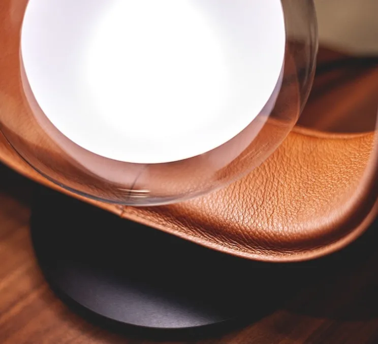 Lampe à poser, Filipa, 555.31, noir texturé, cuir noir et marron, IP40, L28cm, H45cm - Tooy