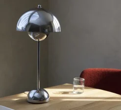 Lampe à poser, FlowerPot VP3, chrome, Ø23cm, H50cm - Andtradition