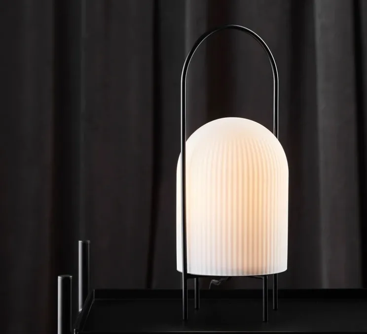 Lampe à poser, Ghost, blanc, Ø15cm, H38cm - WOUD