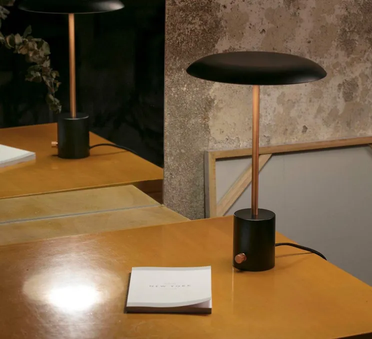 Lampe à poser, Hoshi, noir, cuivre brossé, 3000K, 930lm, H40cm, Ø26cm - faro