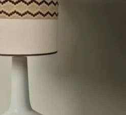 Lampe à poser, Jimmy XL, blanc, beige et galon à motif, Ø36cm, H121cm - Market Set