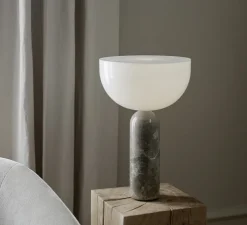 Lampe à poser, Kizu Small, blanc et marbre gris du marais, Ø25cm, H35cm - New Works