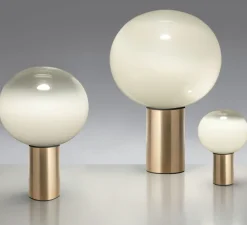 Lampe à poser, Laguna Tavolo, transparent fumé, laiton satiné, Ø16cm, H24,1cm - Artemide