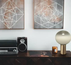 Lampe à poser, Laguna Tavolo, transparent fumé, laiton satiné, dimmable, Ø26cm, H38,3cm - Artemide