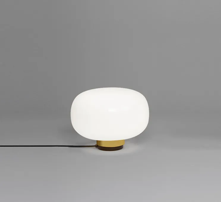 Lampe à poser, Legier 557.34, verre opalin blanc et base laiton brossé, IP40, LED, 2700K, 800lm, Ø35cm, H26cm - Tooy