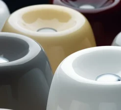 Lampe à poser, Lumiere piccola, beige, aluminium, Ø20cm, H35cm - Foscarini