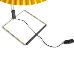 Lampe à poser, Matin 300, lavande, LED, 2800K, 150lm, Ø30cm, H38cm - HAY