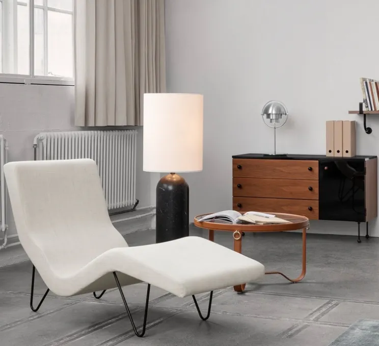 Lampe à poser, Multi-Lite, chrome, Ø25cm, H50cm - Gubi