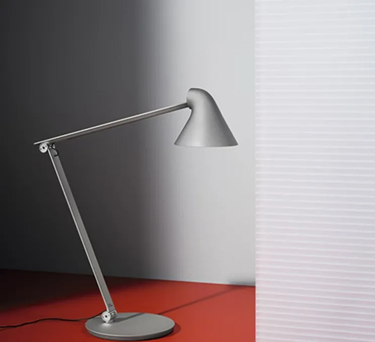 Lampe à poser, NJP, Gris clair, LED, 2700K, 500lm, L22cm, H48cm - Louis Poulsen