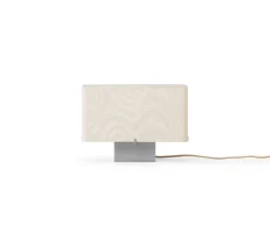 Lampe à poser, Nonna, Aluminium brossé, abat-jour sable, L34,5cm, H24cm - Audo Copenhagen