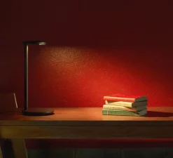 Lampe à poser, Oblique Qi Matt rust, rouille, LED, dim, 2700K, 750 lm, Ø15,5cm, H35cm - Flos