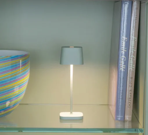 Lampe à poser, Ofelia Micro, vert salvia, IP65, LED, dim, 2200-3000K, 183-195-216 lm, Ø6,7cm, H20cm - Zafferano