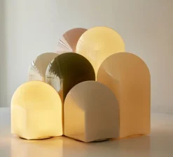 Lampe à poser, Parade 240, blanc coquillage, LED, dim, 2800K, 150 lm, L15,5cm, H24cm - HAY