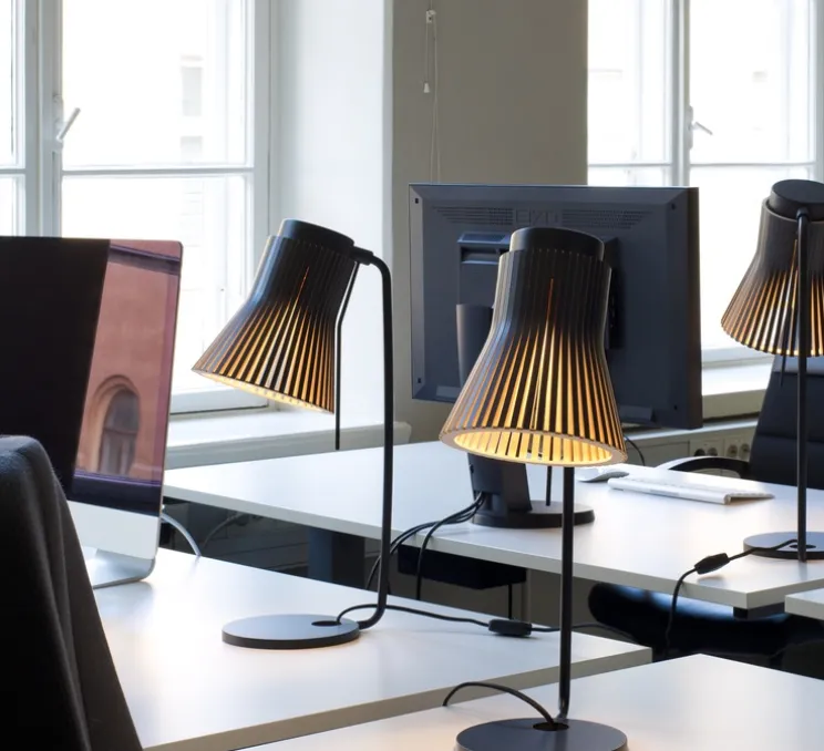 Lampe à poser, Petite 4620, noir, LED, L20cm, H56cm - Secto Design