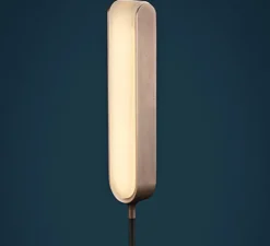 Lampe à poser, Quatre Cent Quarante, Bronze patiné et blanc albâtre, LED, 2700K, 100 lm, L6,1cm, H50cm - Entrelacs