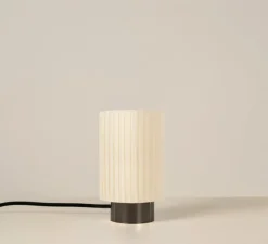 Lampe à poser, Ruban 07-14, graphite poli, Ø10cm, H17cm - CVL