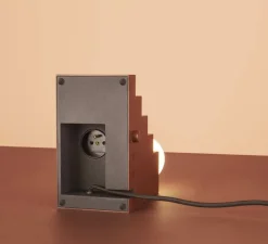 Lampe à poser, Stair, Rouge, L18,7cm, H22,5cm - Oblure