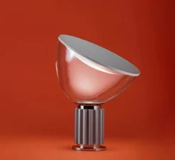 Lampe à poser, Taccia Small Verre, argent anodisé, LED, 2700K, 800lm, Ø37,3cm, H48,5cm - Flos