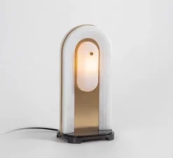 Lampe à poser, Vima, albâtre, laiton brossé, L36cm, H37cm - Bert Frank