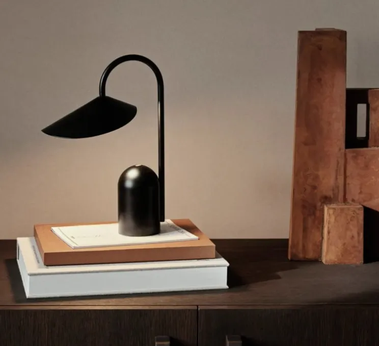 Lampe, Baladeuse, Arum, noir, IP44, LED, dim, 2700K, 240 lm, Ø7cm, H30cm - Ferm Living