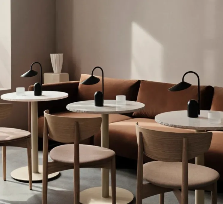 Lampe, Baladeuse, Arum, noir, IP44, LED, dim, 2700K, 240 lm, Ø7cm, H30cm - Ferm Living