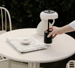 Lampe, Baladeuse, Blossi Portable Mini, noir, opal, IP65, LED, dim, 2700K, 230 lm, Ø14cm, H26,2cm - Nuura