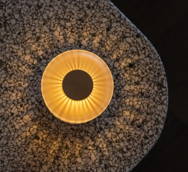 Lampe, Baladeuse, Firefly, laiton, verre givré, IP65, Ø8,6cm, H11,8cm - Humble