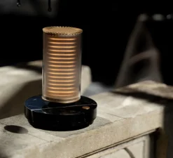 Lampe, Baladeuse, Frechin à table, marbre noir, finition or, LED, dim, 2200K, 100 lm, Ø13cm, H16,6cm - DCW éditions Paris