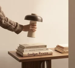 Lampe, Baladeuse, Reverse, bronze, travertin, IP44, LED, dim, 2700K, 125 lm, Ø19,6cm, H24,5cm - Audo Copenhagen