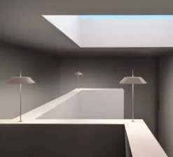 Lampe de bureau, Mayfair Mini, boulonné sans socle, beige, LED, 2700K, 223 lm, Ø20cm, H38cm - Vibia